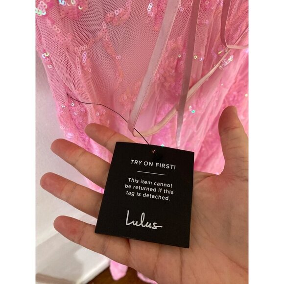 NWT Lulu's Women's Pink Glittering Excellence Sequin Lace Up Maxi - XL - Picture 4 of 16